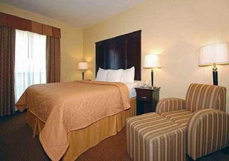 Spark By Hilton San Antonio Near Seaworld Buitenkant foto